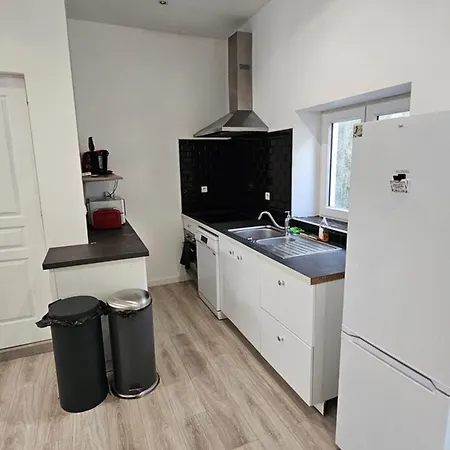 Maison De *