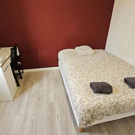 Maison De * لو هافر